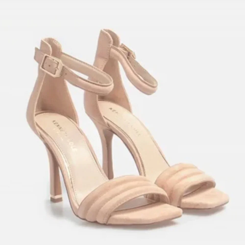 KENNETH COLE HART SANDAL/BUFF